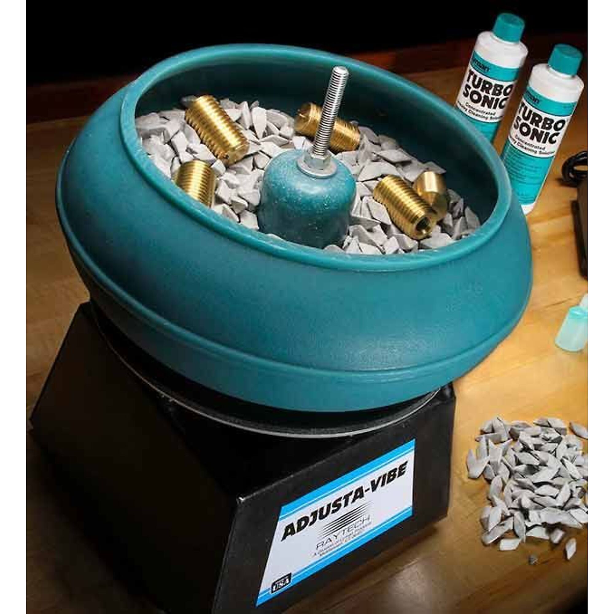 Raytech, Vibratory Tumbler 14in. bowl, Pieces (qty.) 1 Model# 23016R